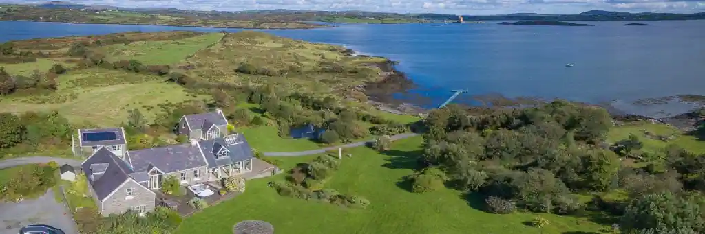 Glaisin Alainn on the waterfront of Roaring Water Bay